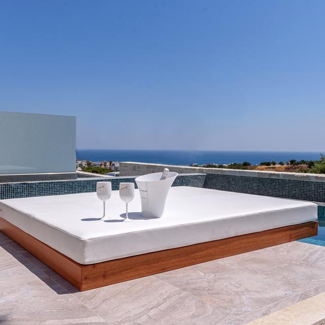 Diamond suites