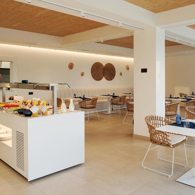 Royal Marina Suites Boutique Hotel