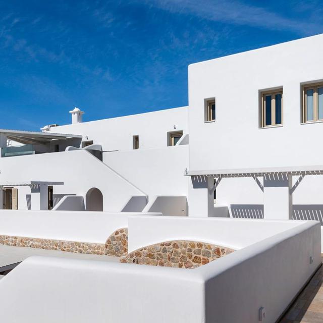 Marvarit Suites