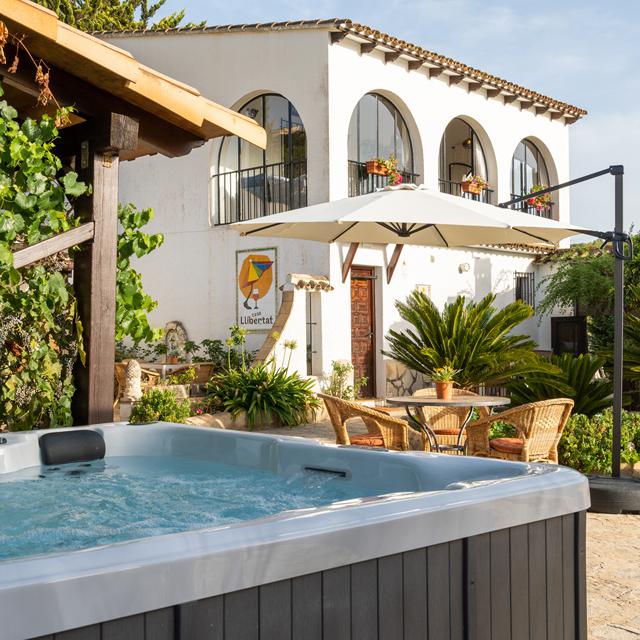 Casa Llibertat Boutique B&B met wellness