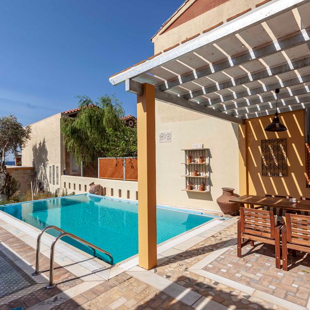 Kymothoe Villas