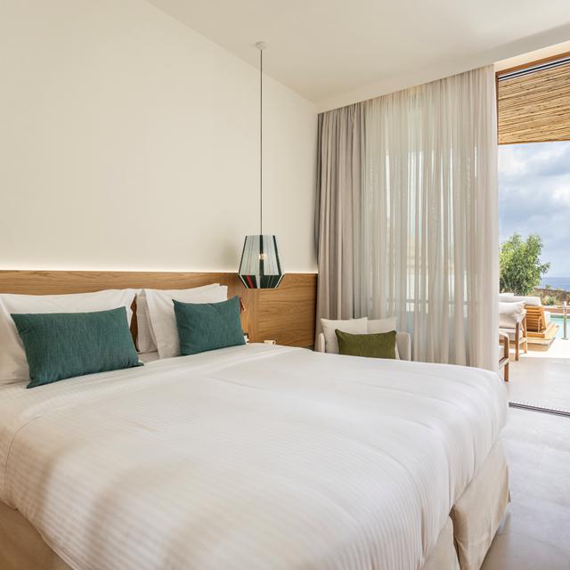 Elounda Wave Suites