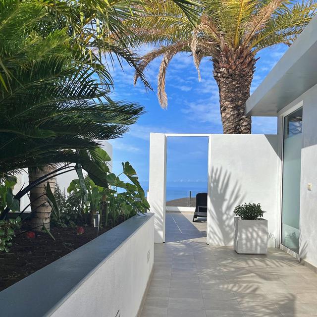Los Roquitos - Two-Bedroom Villa