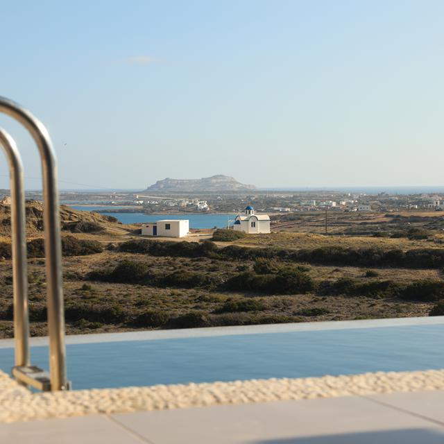 Theros luxury villas