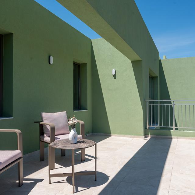Adorian suites