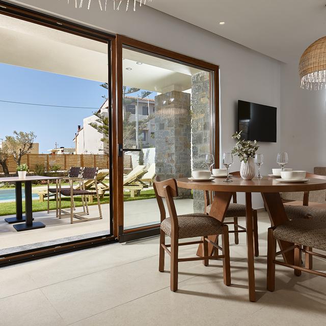 Volta Suites & Villas