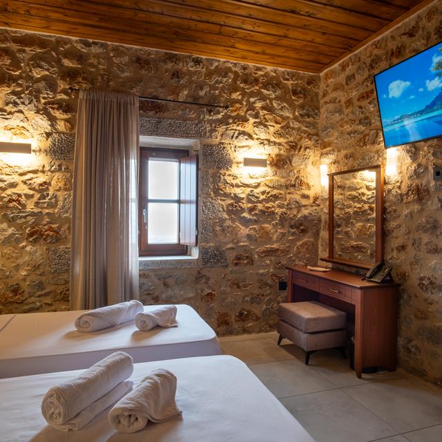 Anemos Suites Mani
