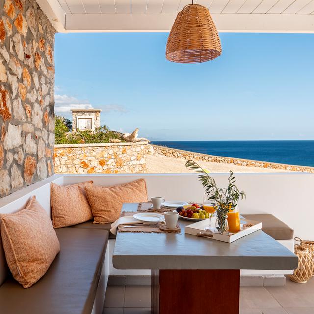 Theros Luxury Villas
