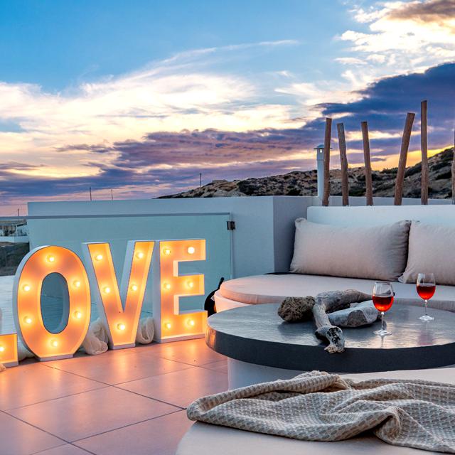 Theros Luxury Villas