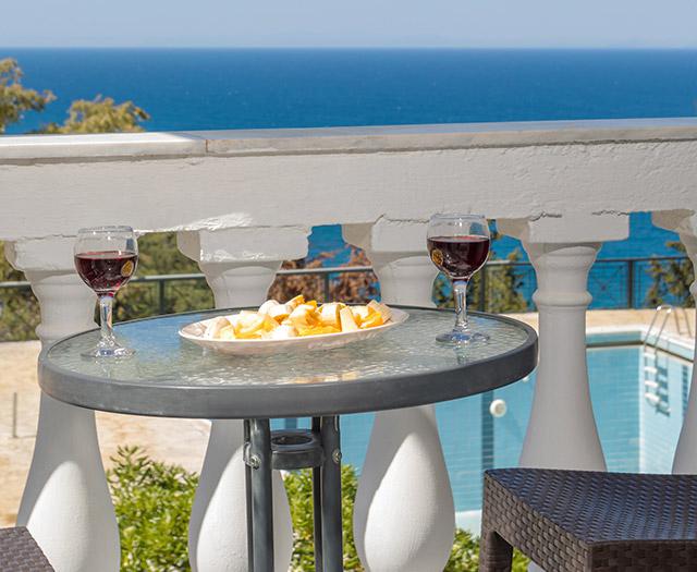 Kouros Hill Apartments